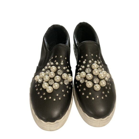 Bamboo women's size 7.5 Black Slip-On Pearl Stud Embellishments Sneakers shoes - Picture 2 of 8